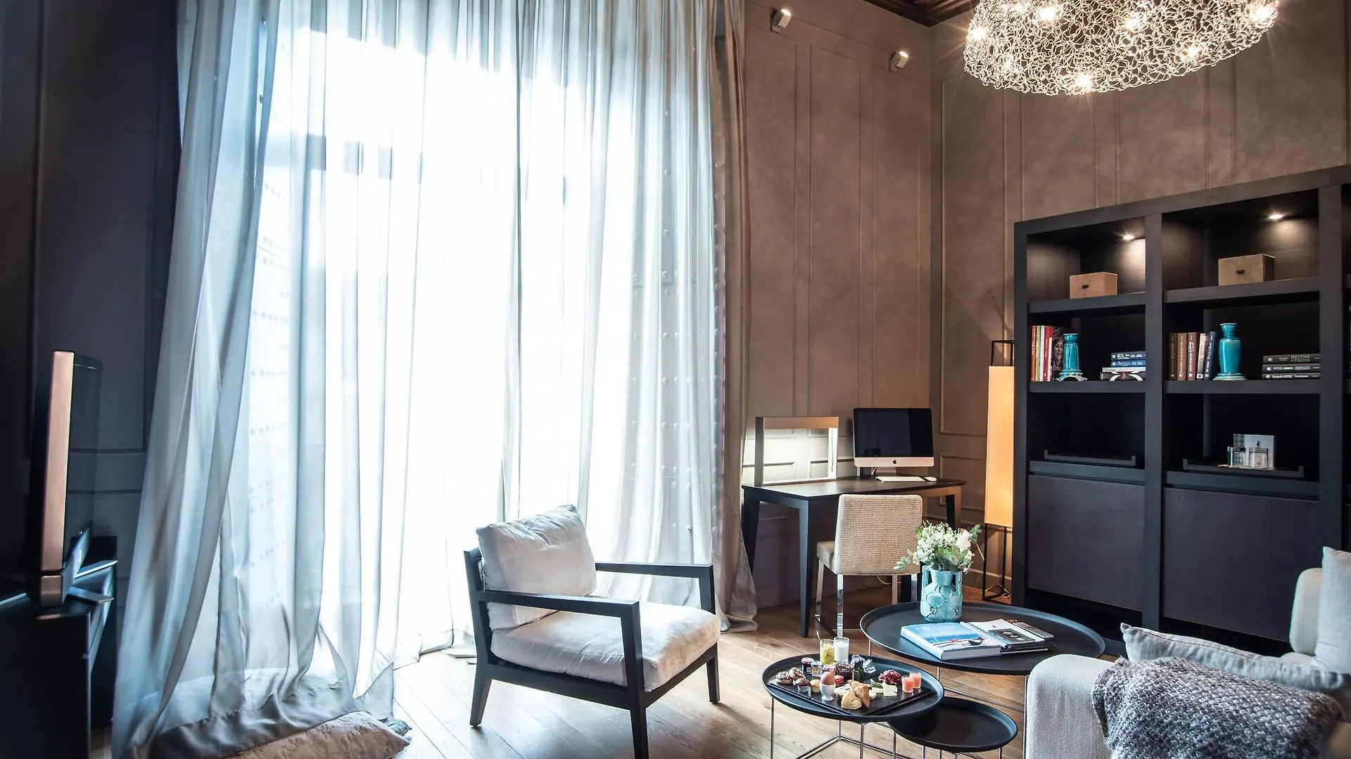 Coolrooms Palacio Villapanes 5 Gl Seville Hotel