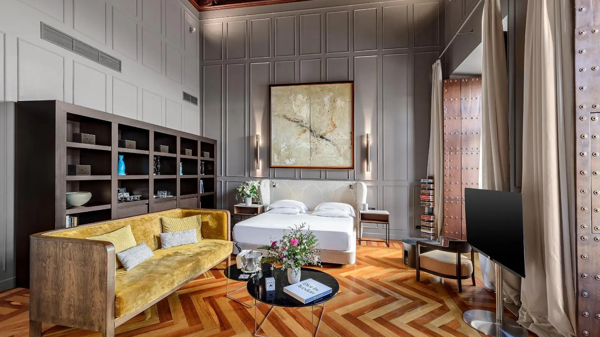 Coolrooms Palacio Villapanes 5 Gl Seville Spain