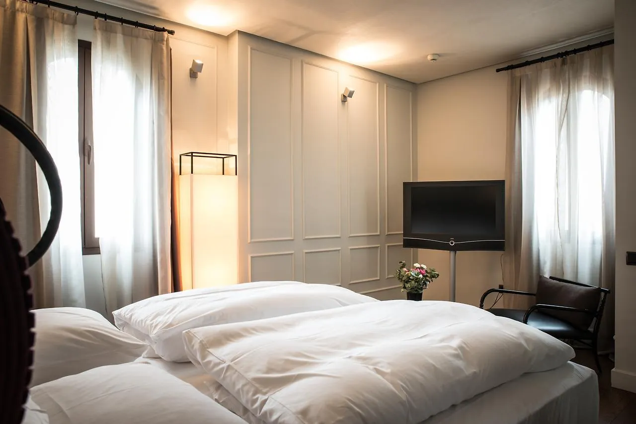 Coolrooms Palacio Villapanes 5 Gl Seville 5*,  Spain